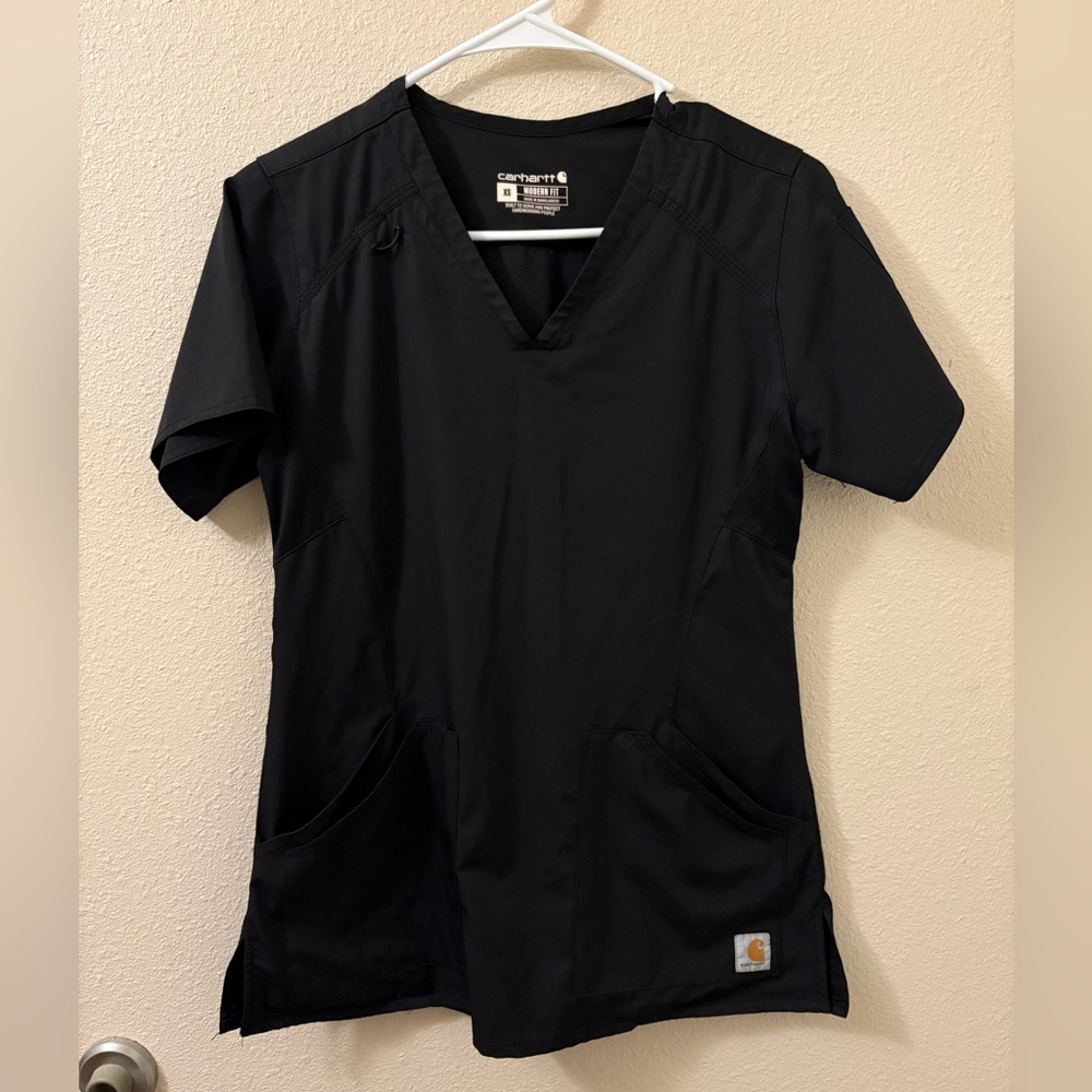 Carhartt Modern Fit v-neck scrub top black size XS